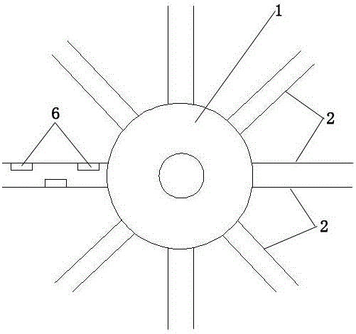 Short-distance transporting device for small number of glass products