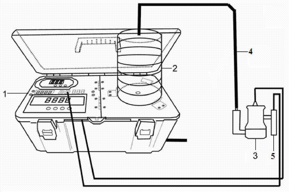 Hierarchical collection device of suspended matters of natural water body, and collection method of hierarchical collection device