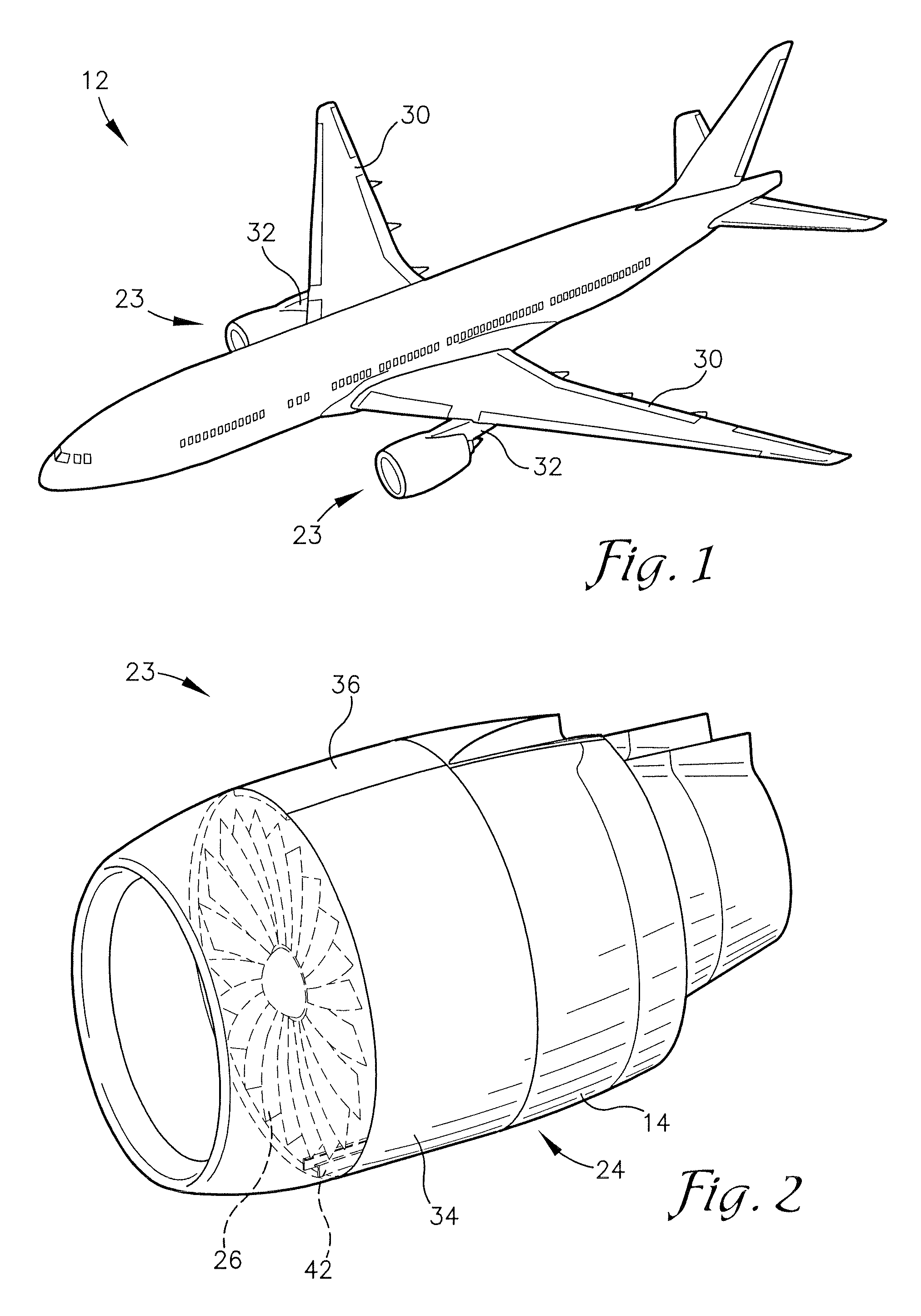 Thrust reverser configuration for a short fan duct