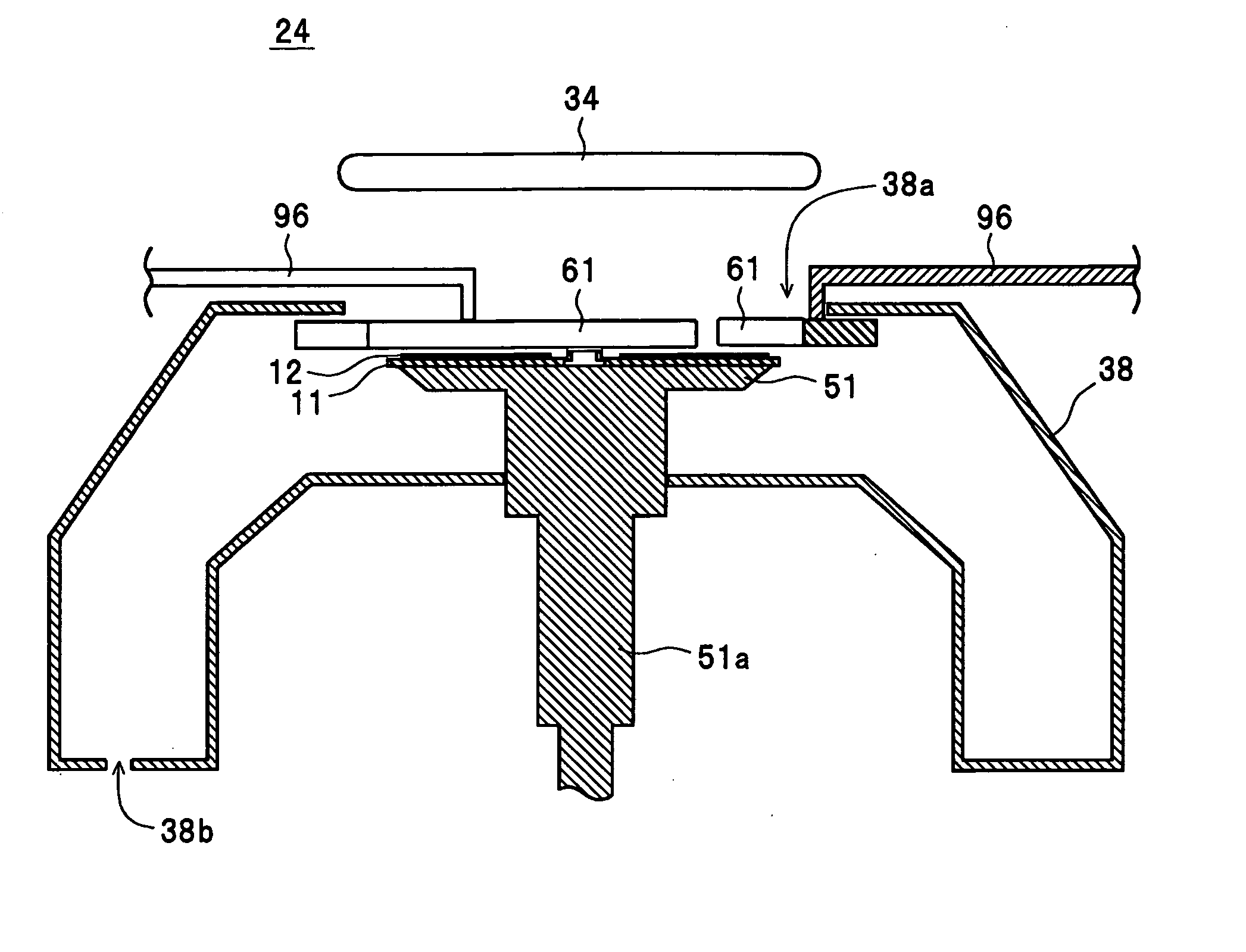 Applied film forming apparatus and applied film forming method