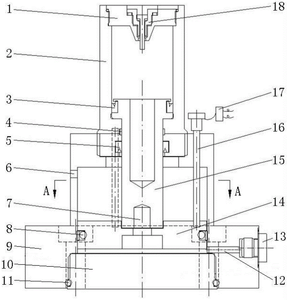 Pressure stabilization compensation device and energy accumulator detection system with same