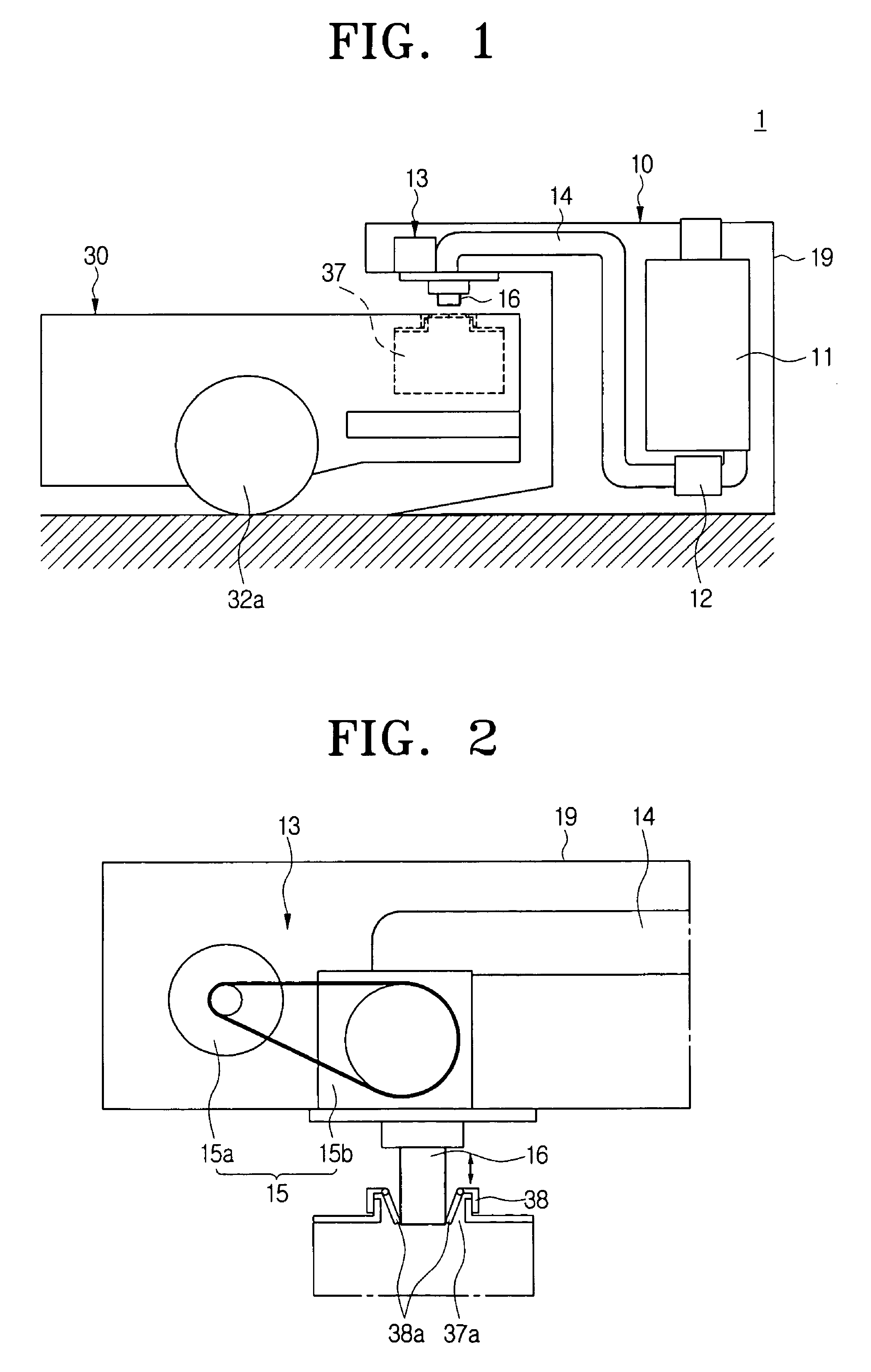 Mobile robot system having liquid supply station and liquid supply method