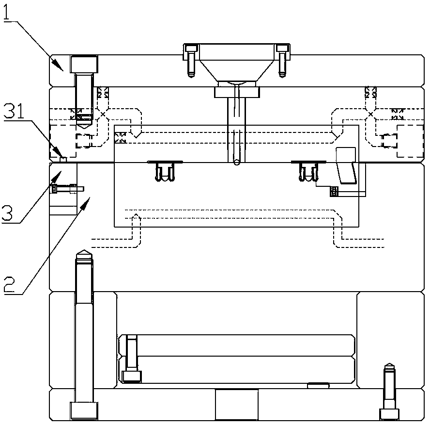 Injection mold with service life easy to control