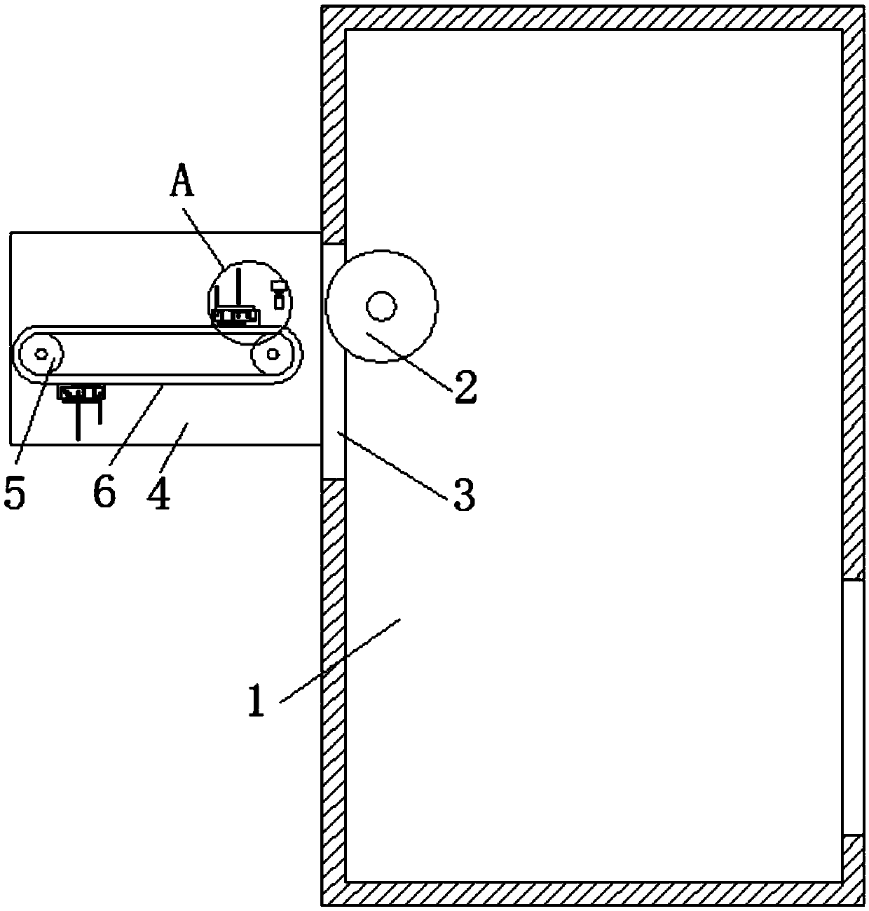 A transmission device for a peach splitter