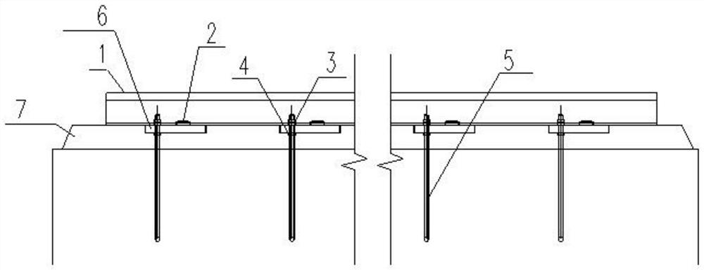 Method for laying ground tracks supported at intervals