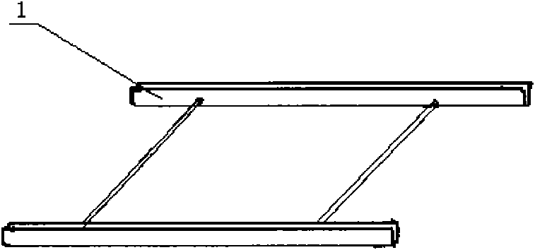 Swinging type screening device for screening cylindrical solid materials