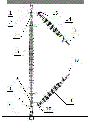 Alternating current electric transmission line lightning flashover restriction method and device