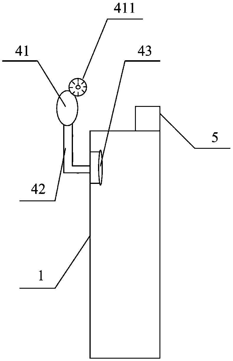 Nursing medicine preparing device for tumor treatment