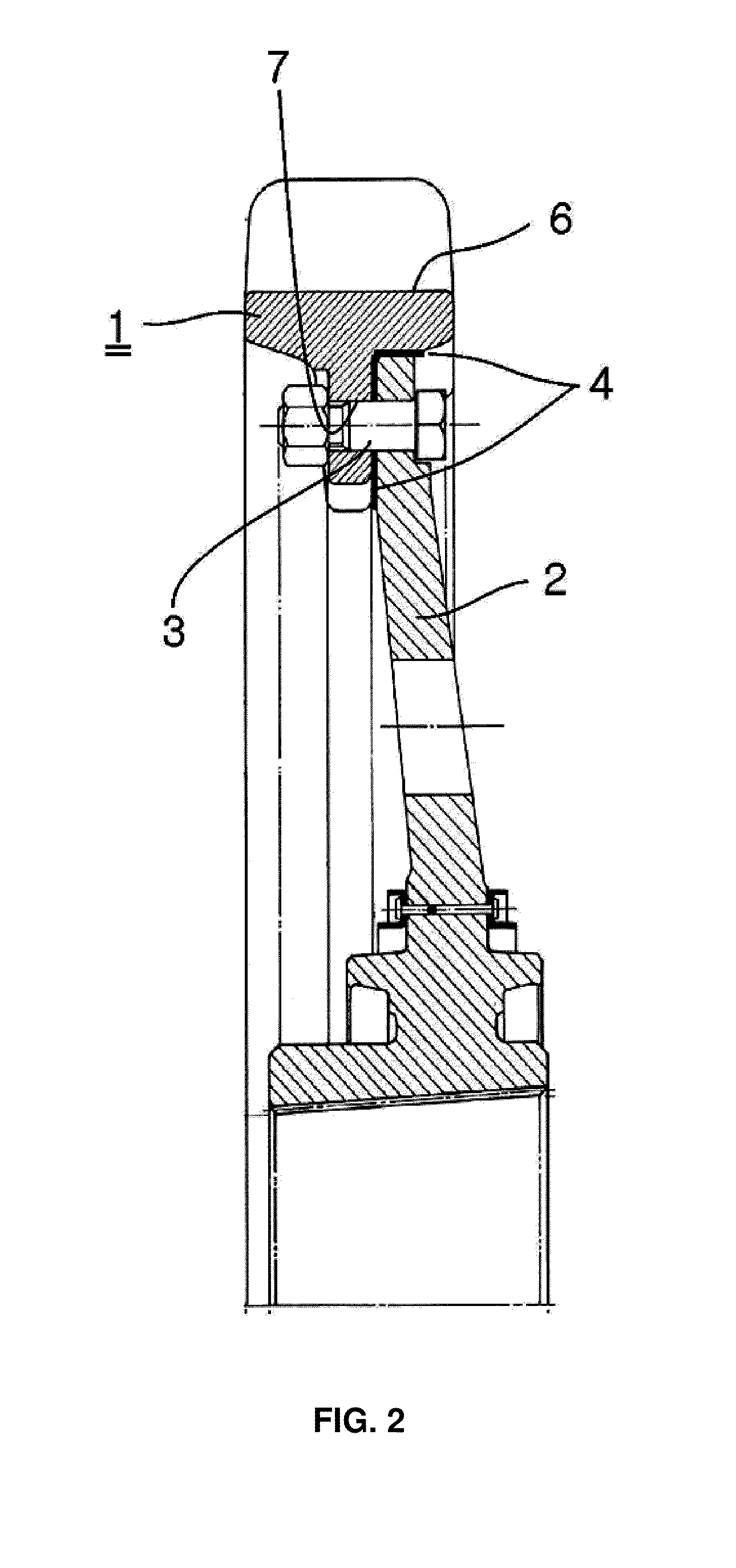 Apparatus and Method for Manufacturing Sprocket Segment