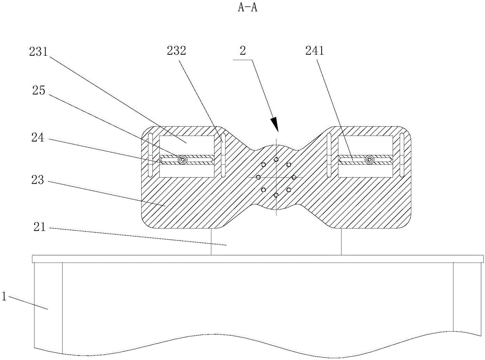 Automatic welding apparatus for butterfly stirrups