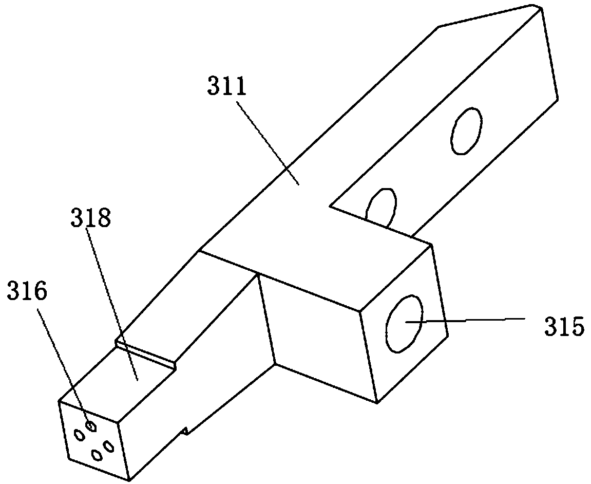 Lens clamp mechanism for automatic coupling and packaging of butterfly-shaped semiconductor laser