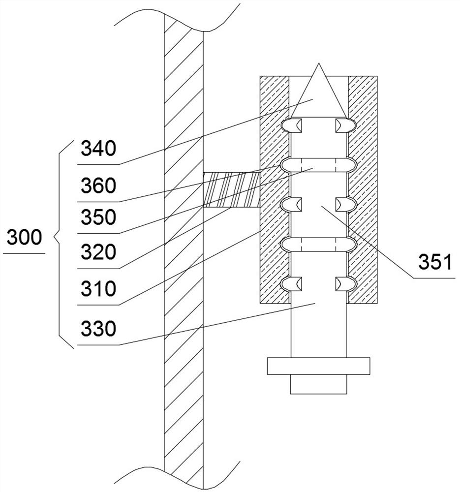 Grinding device for calcium powder production