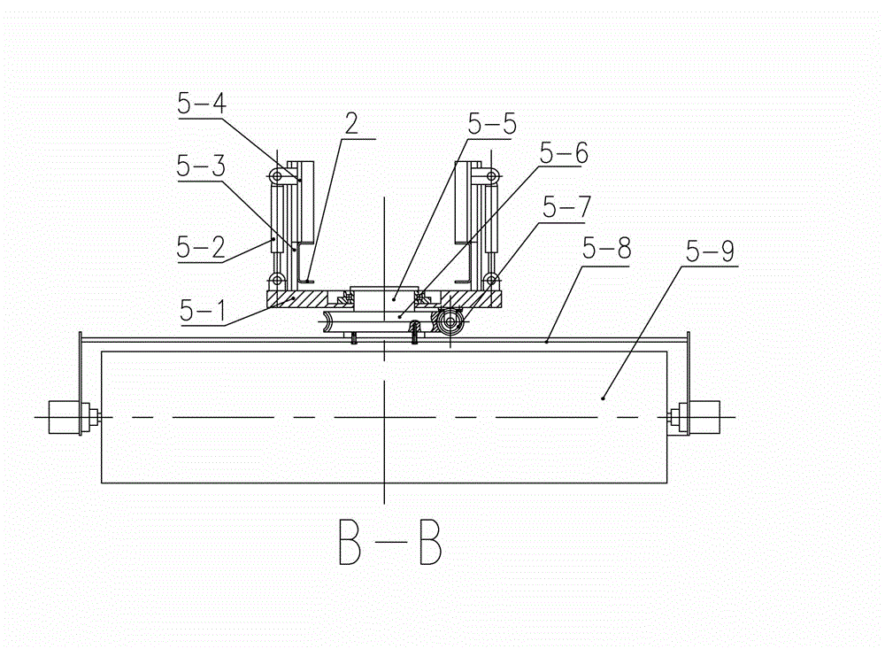 Vehicle-mounted multifunctional snow remover