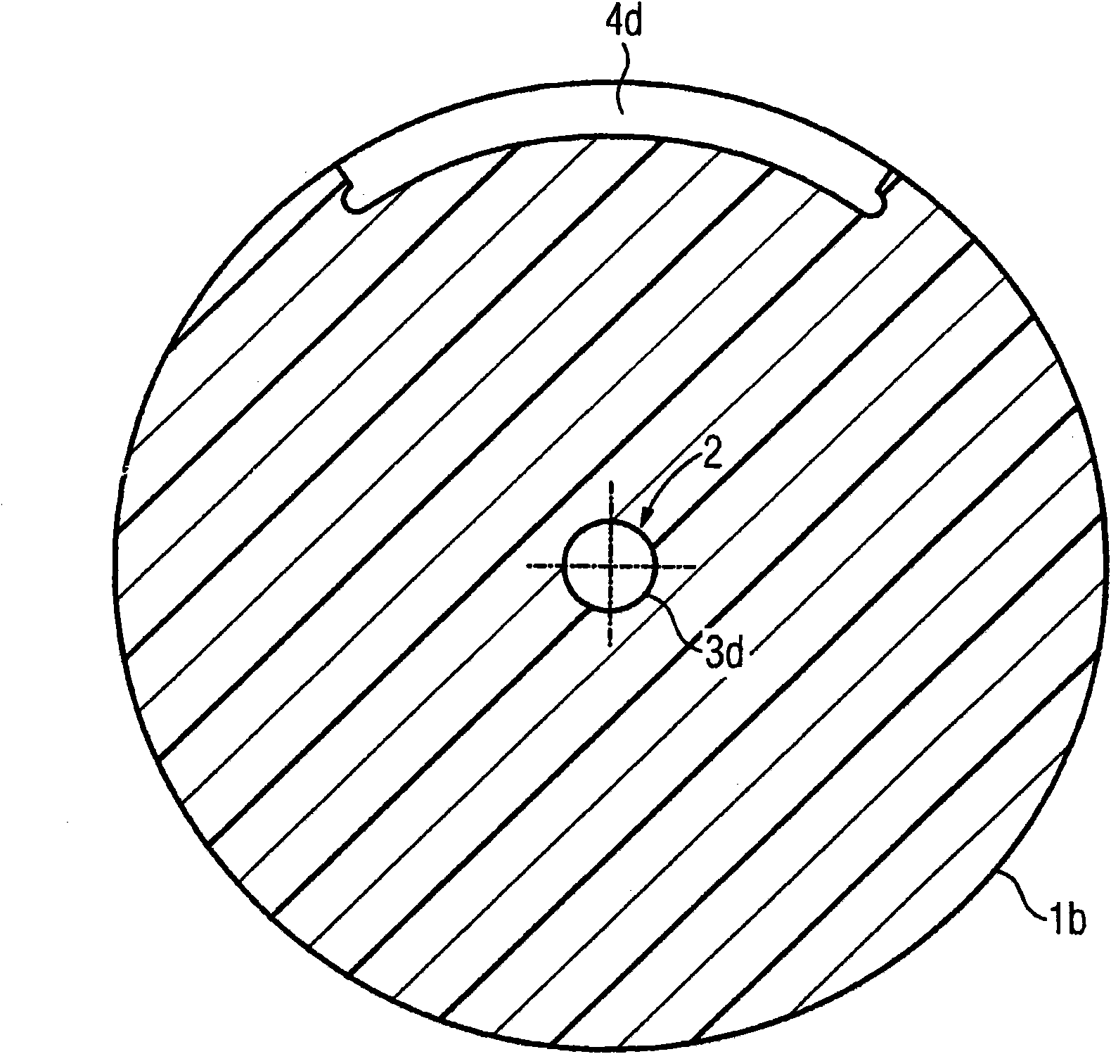 Arrangement having an insulating material body and method for the production of an insulating material body