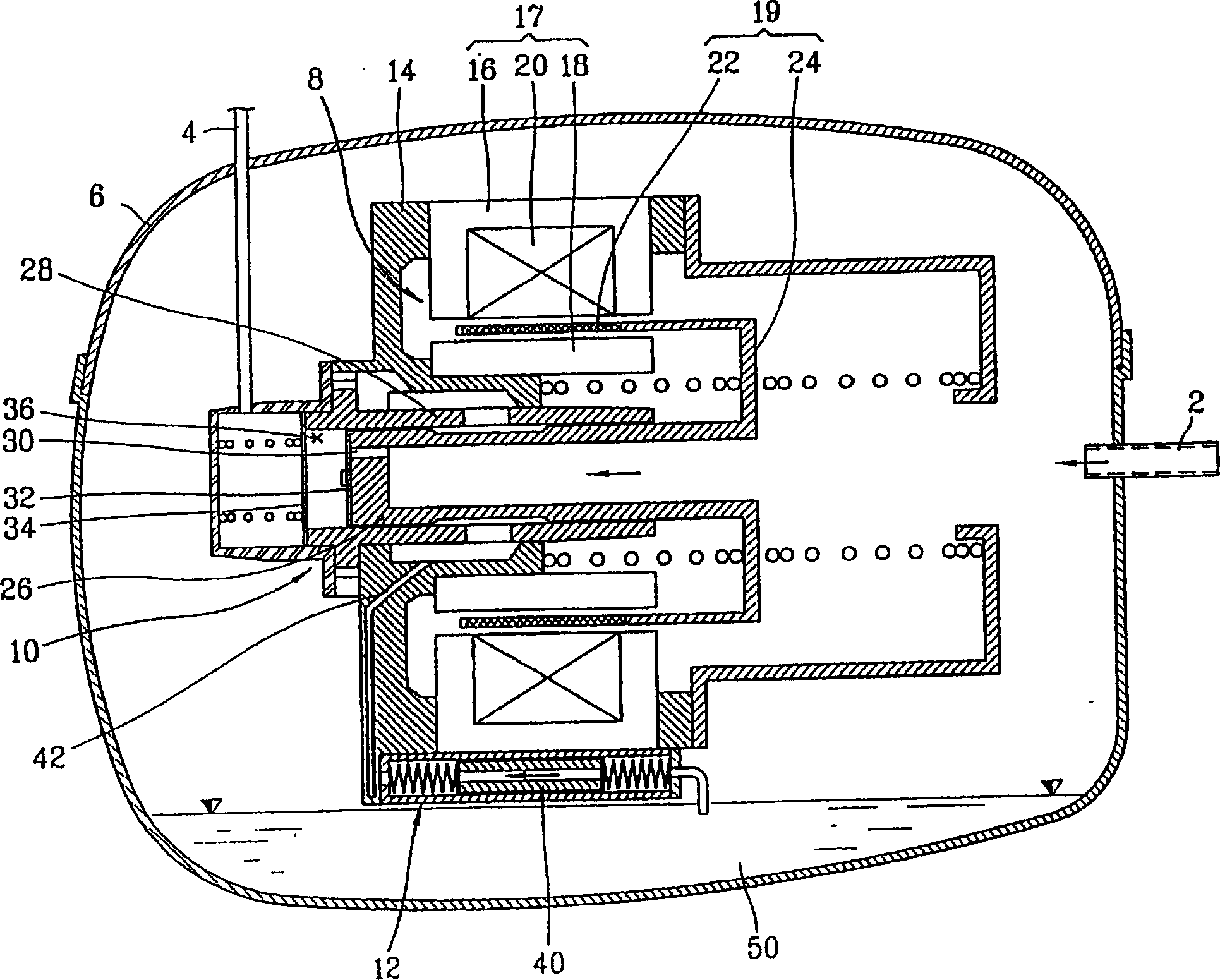 Reciprocating compressor for compressing refrigerant