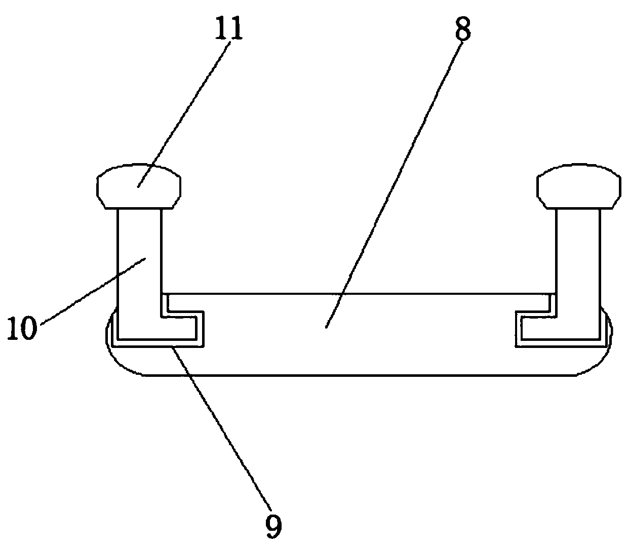 Seat with sitting posture adjusting function