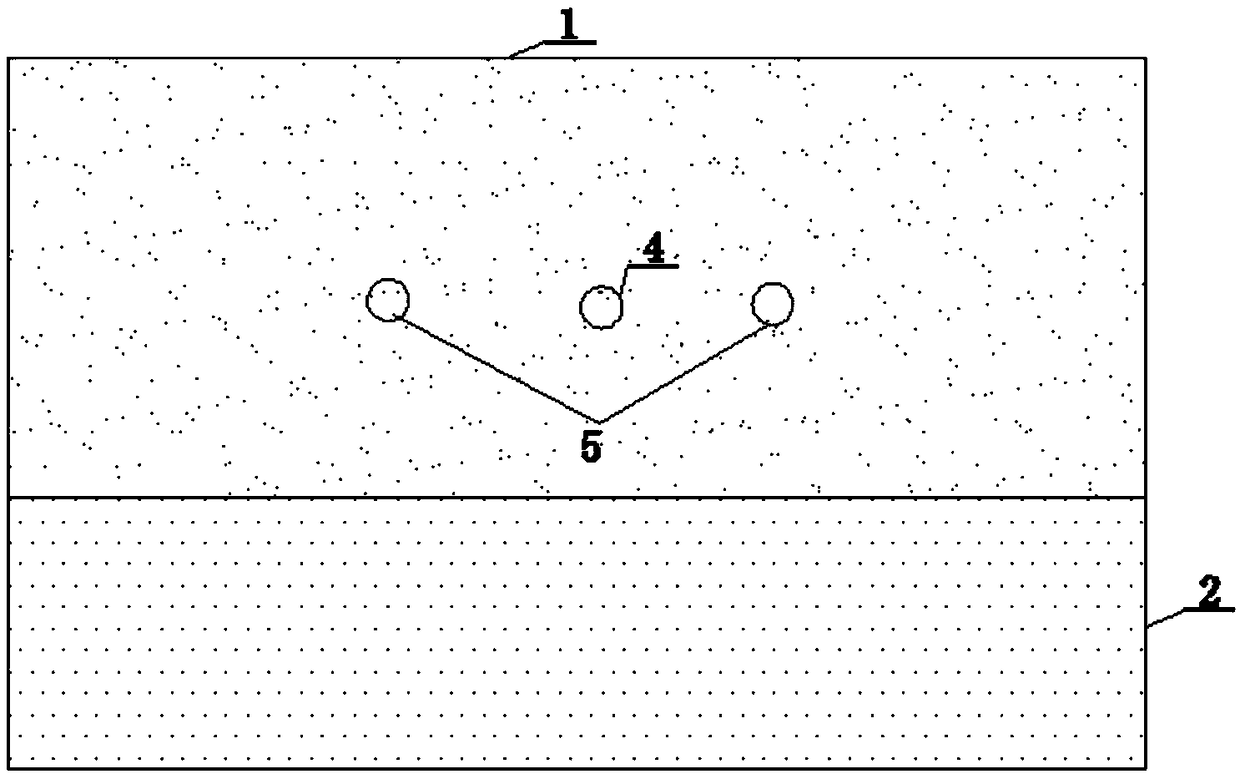 Construction device and method for fracturing and softening hard and difficultly-collapsing top plate in underground coal mine