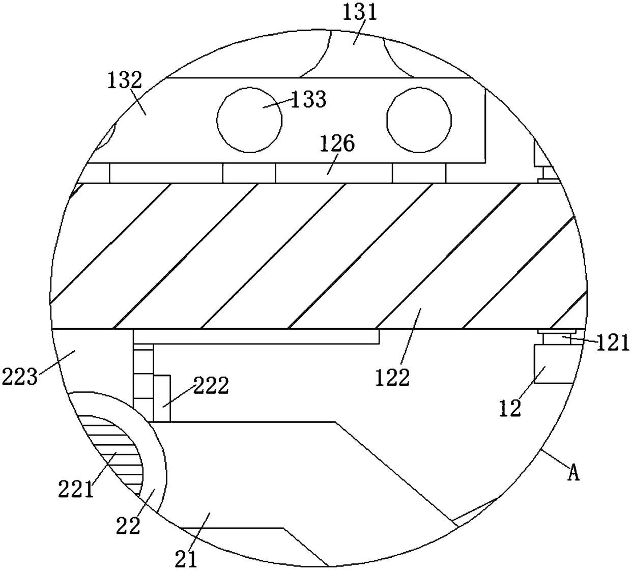 English auxiliary learning device capable of improving pupil learning attention