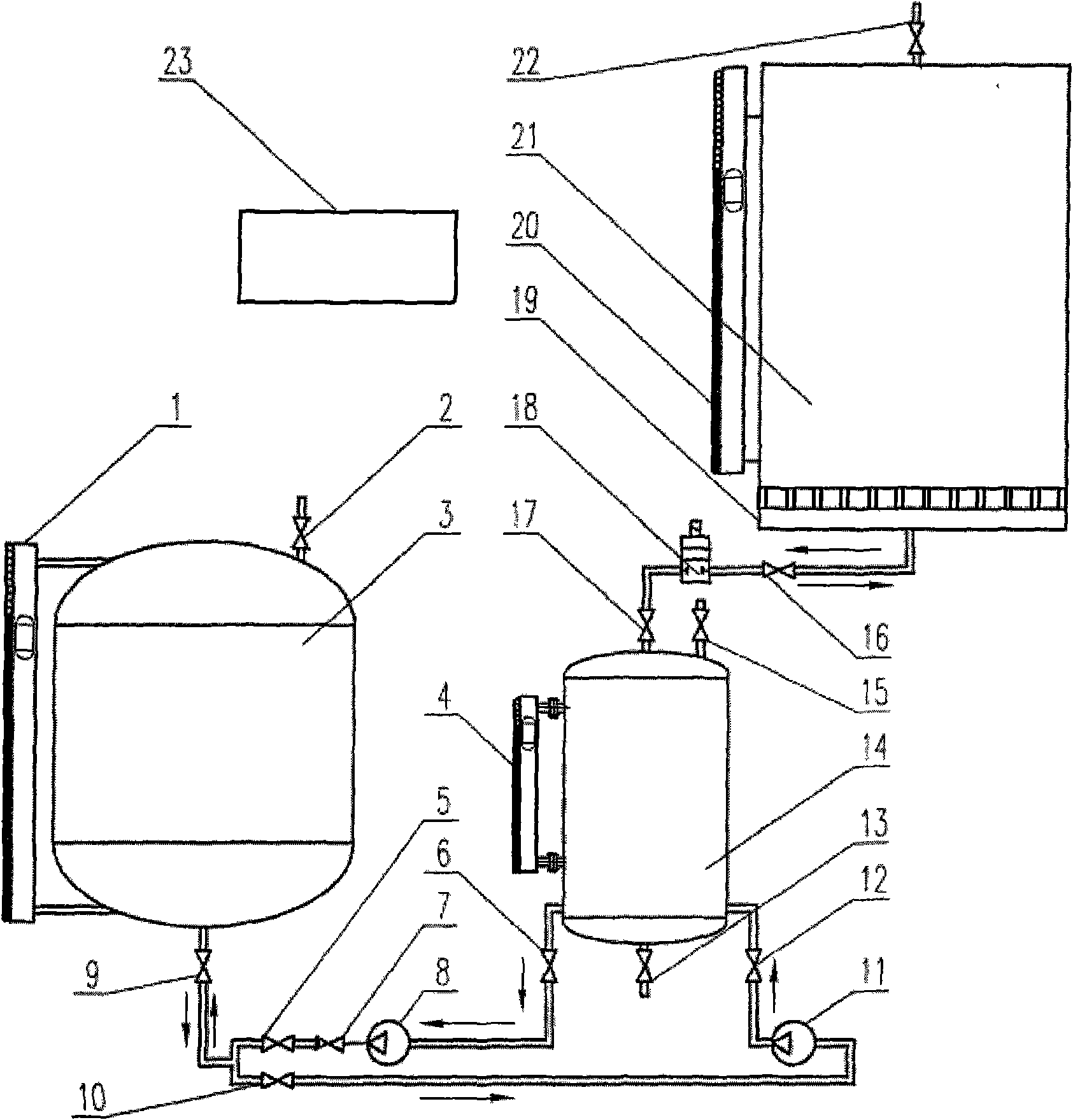 Liquid supplying and draining device of evaporating and cooling system of water wheel generator stator