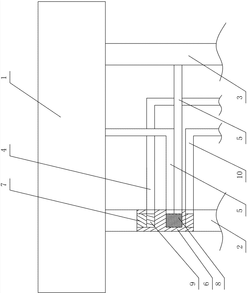 Water control device of heat pump water heater