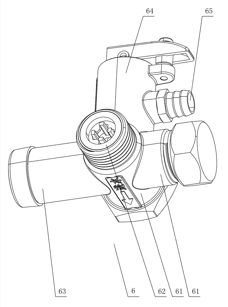 Water control device of heat pump water heater