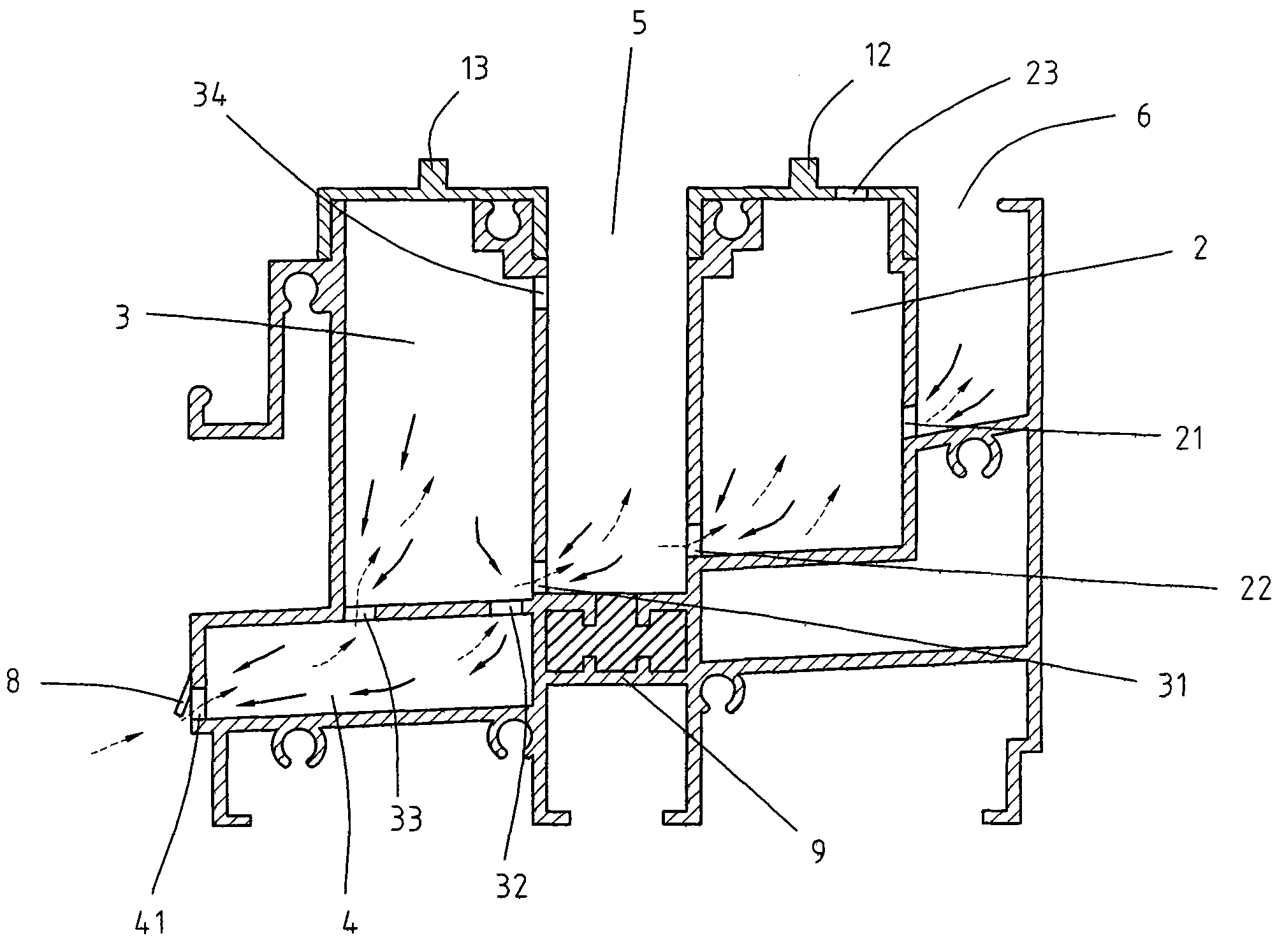 Pressure storage and water drainage structure of aluminium window