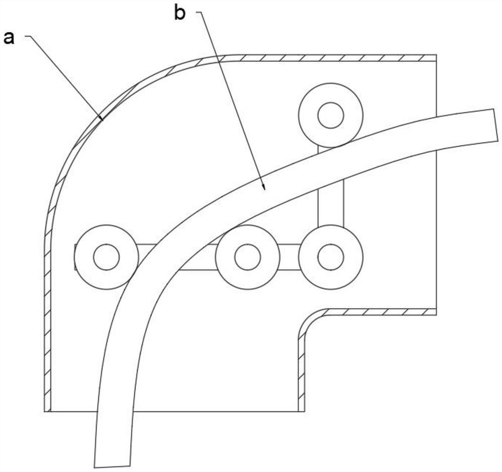 Auxiliary tool for low-voltage aluminum-plastic wire to penetrate through square elbow