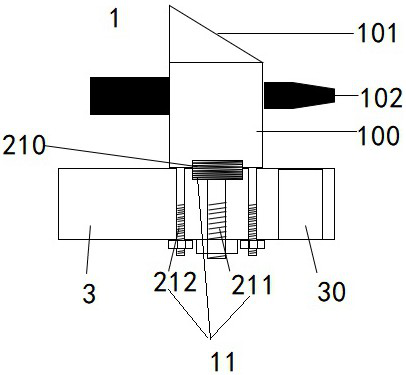 Adjustable battery pack locking mechanism suitable for hoisting type battery replacing vehicle