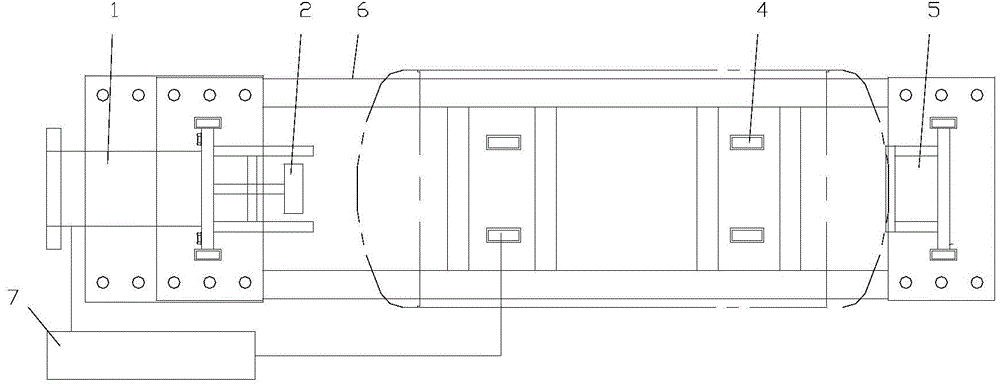 Low-temperature heat insulation gas cylinder horizontal seal head assembly device