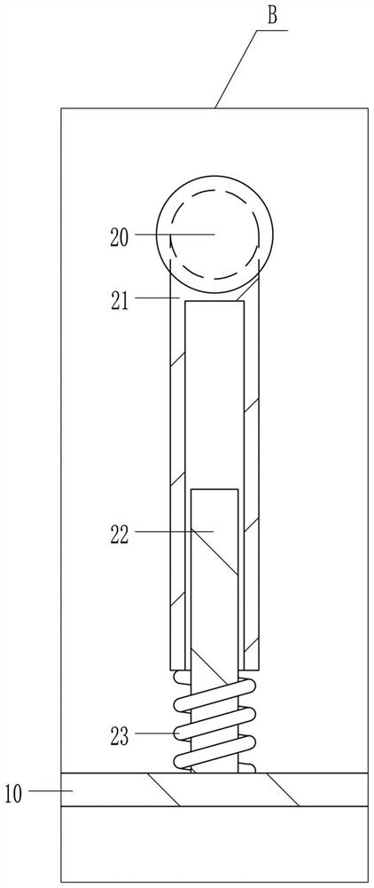 A high-efficiency anti-clogging scraper conveyor