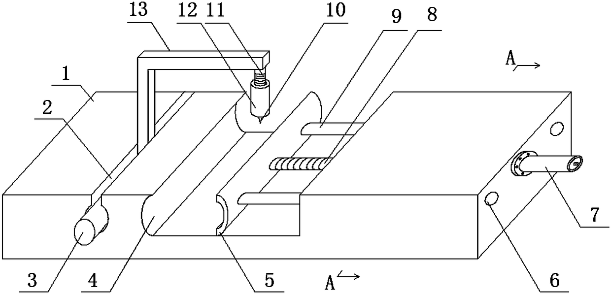 A portable cutting device and method for cable sheath