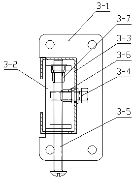 Bidirectional adjustable hanging wall panel