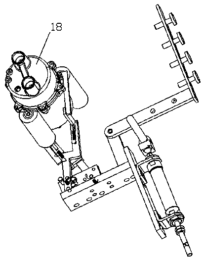 Self-adaptive pump body labeling leveling device