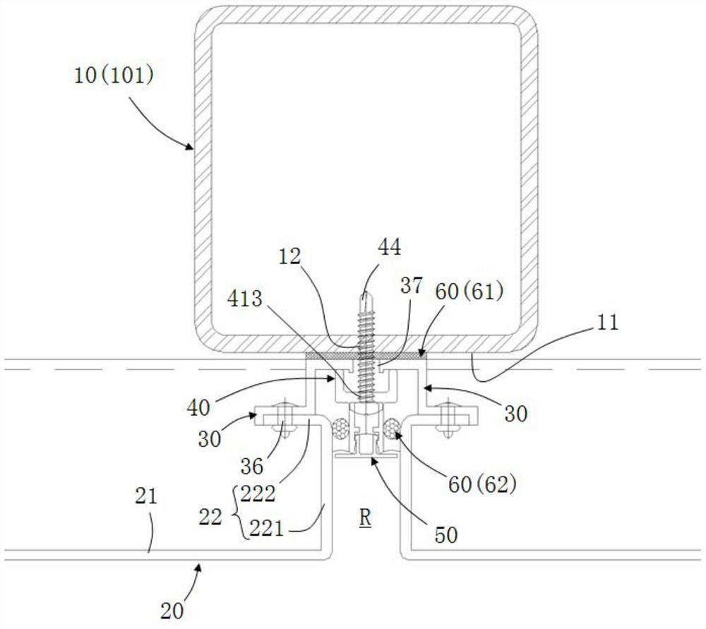 Curtain wall connecting joint and construction method thereof