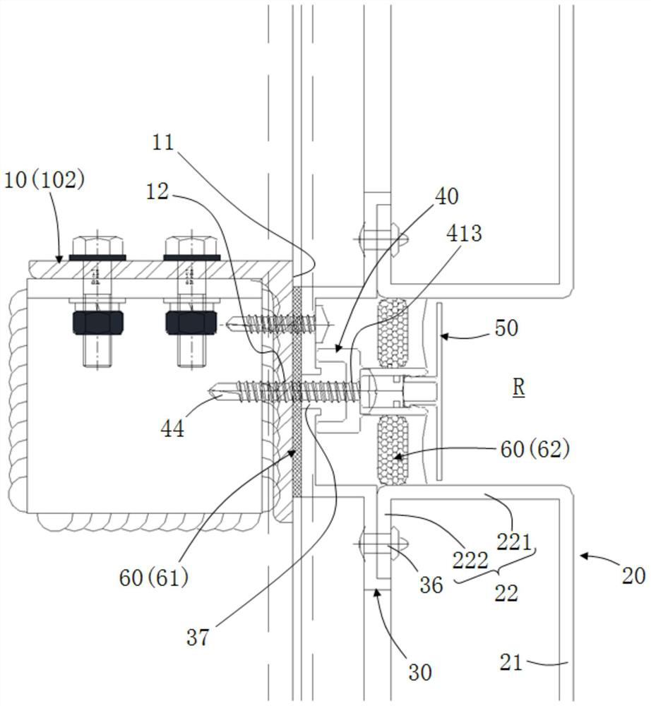 Curtain wall connecting joint and construction method thereof