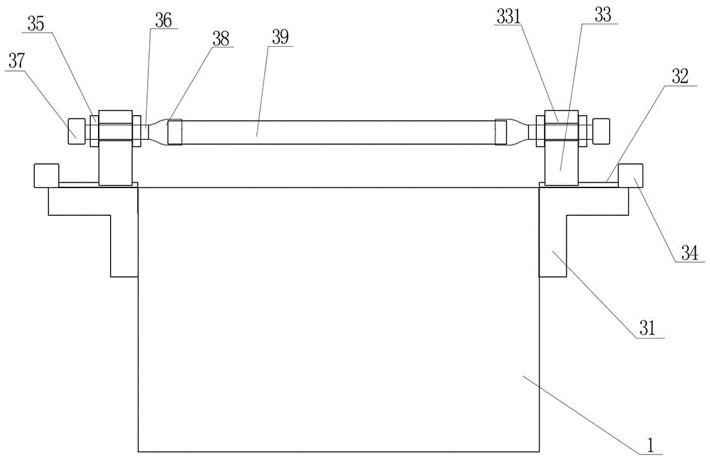 Tightening winding mechanism for fabrics