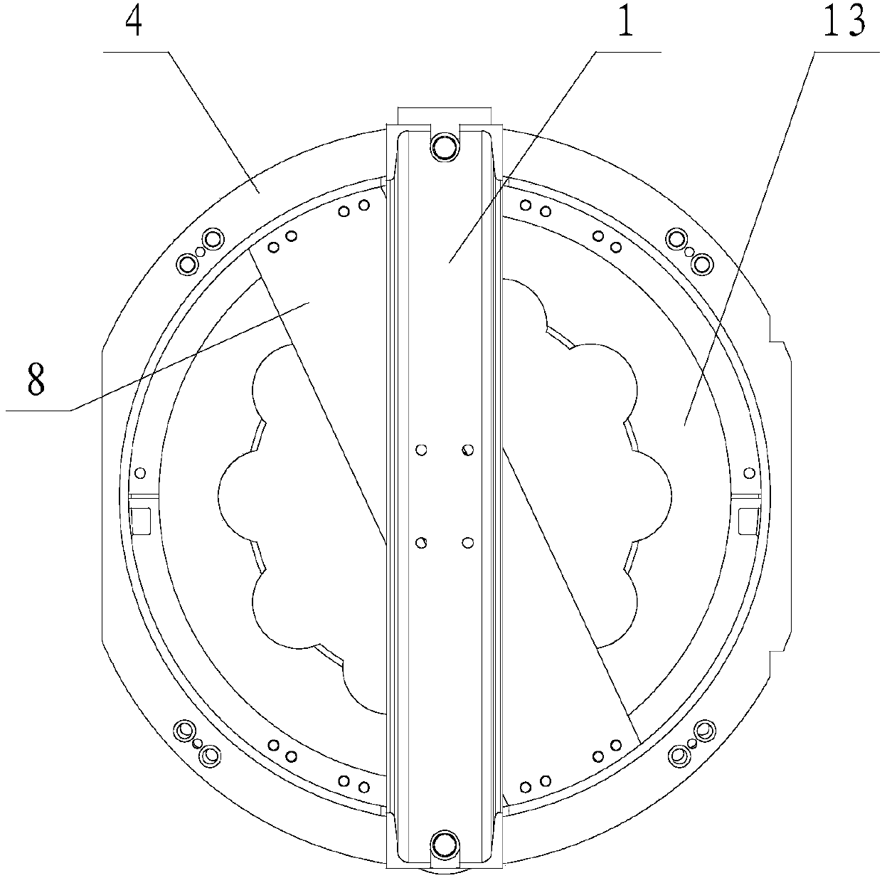 Underwater mobile carrier pushing device