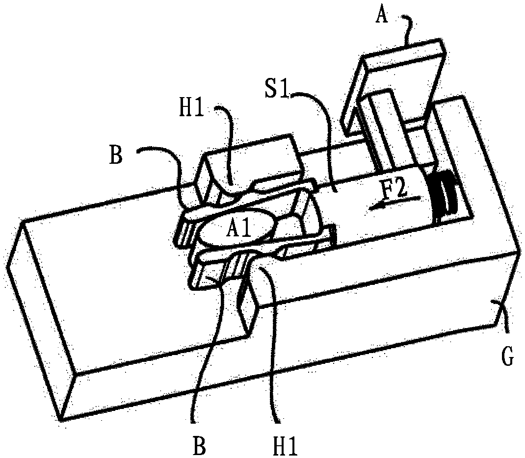 Device for thermally triggering, separating, and/or signaling the state of a surge protector