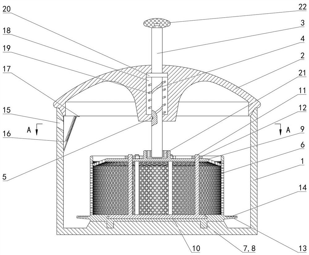 A device for decocting and filtering traditional Chinese medicine