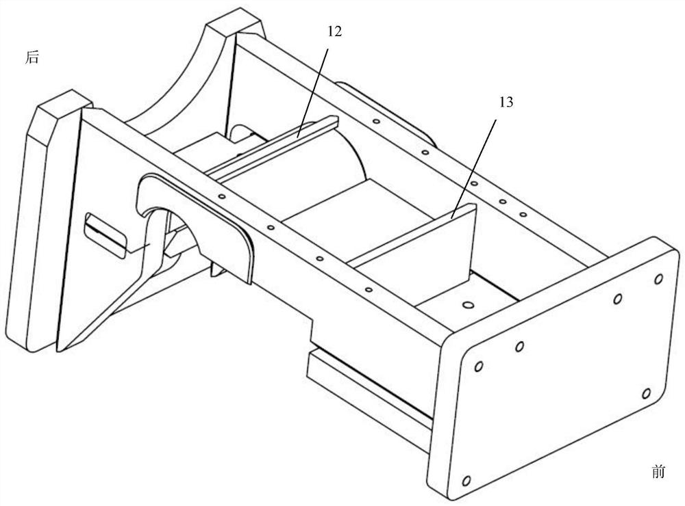 Front bracket, front bracket manufacturing method and tractor