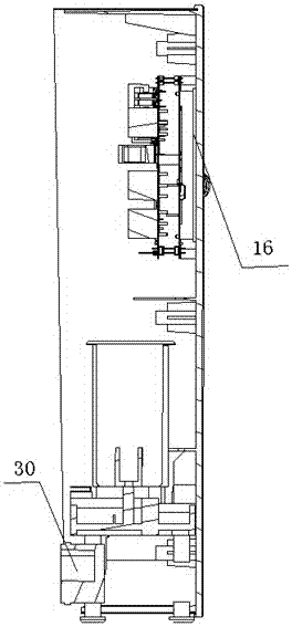 A juicer with built-in heating function