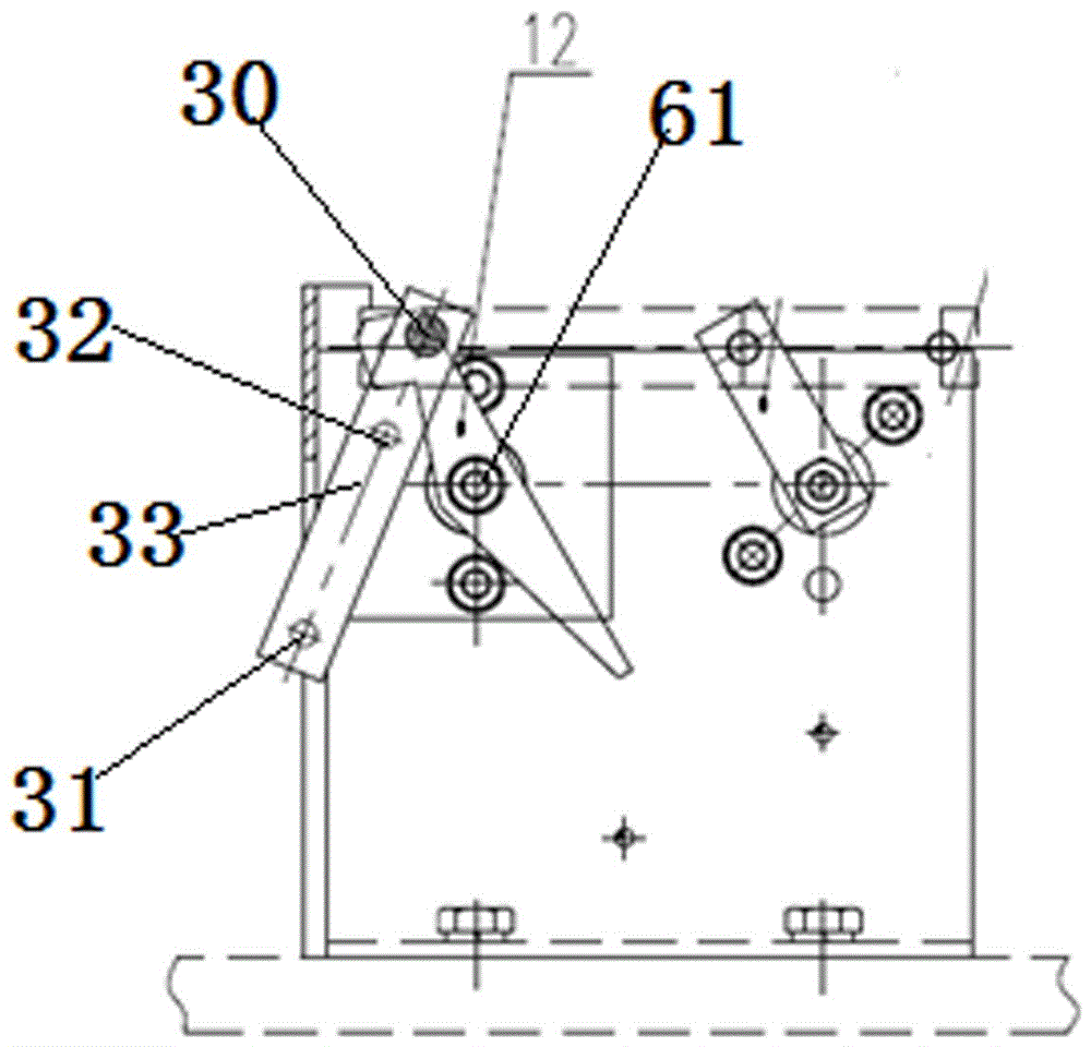 Manual operating device for opening and closing of electrical switches