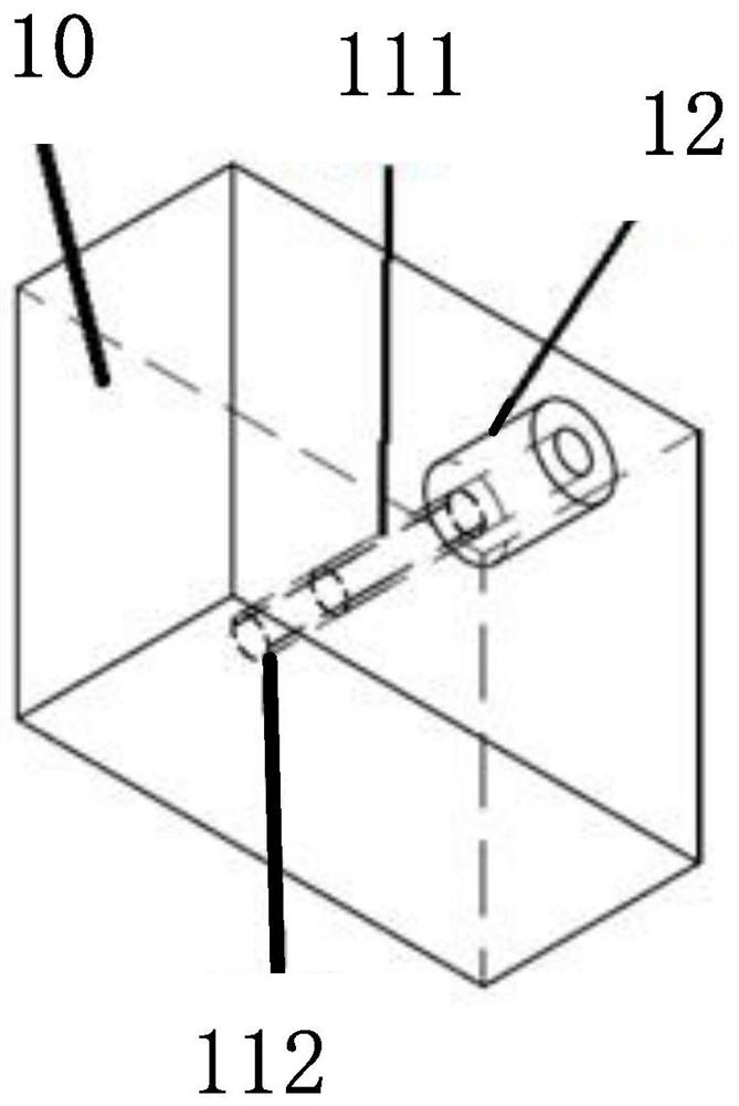 A Dielectric Waveguide Filter and Its Port Coupling Structure