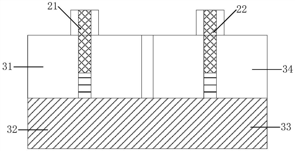 A Dielectric Waveguide Filter and Its Port Coupling Structure