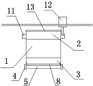 A plastic packaging material loading device