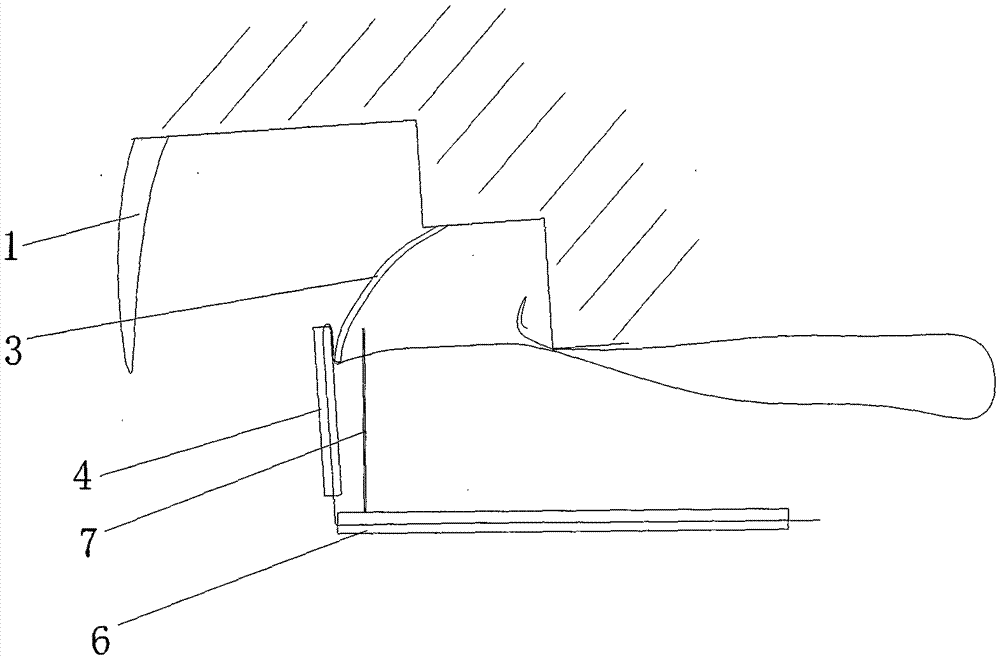 Material-saving cutting mechanism of strapping machine