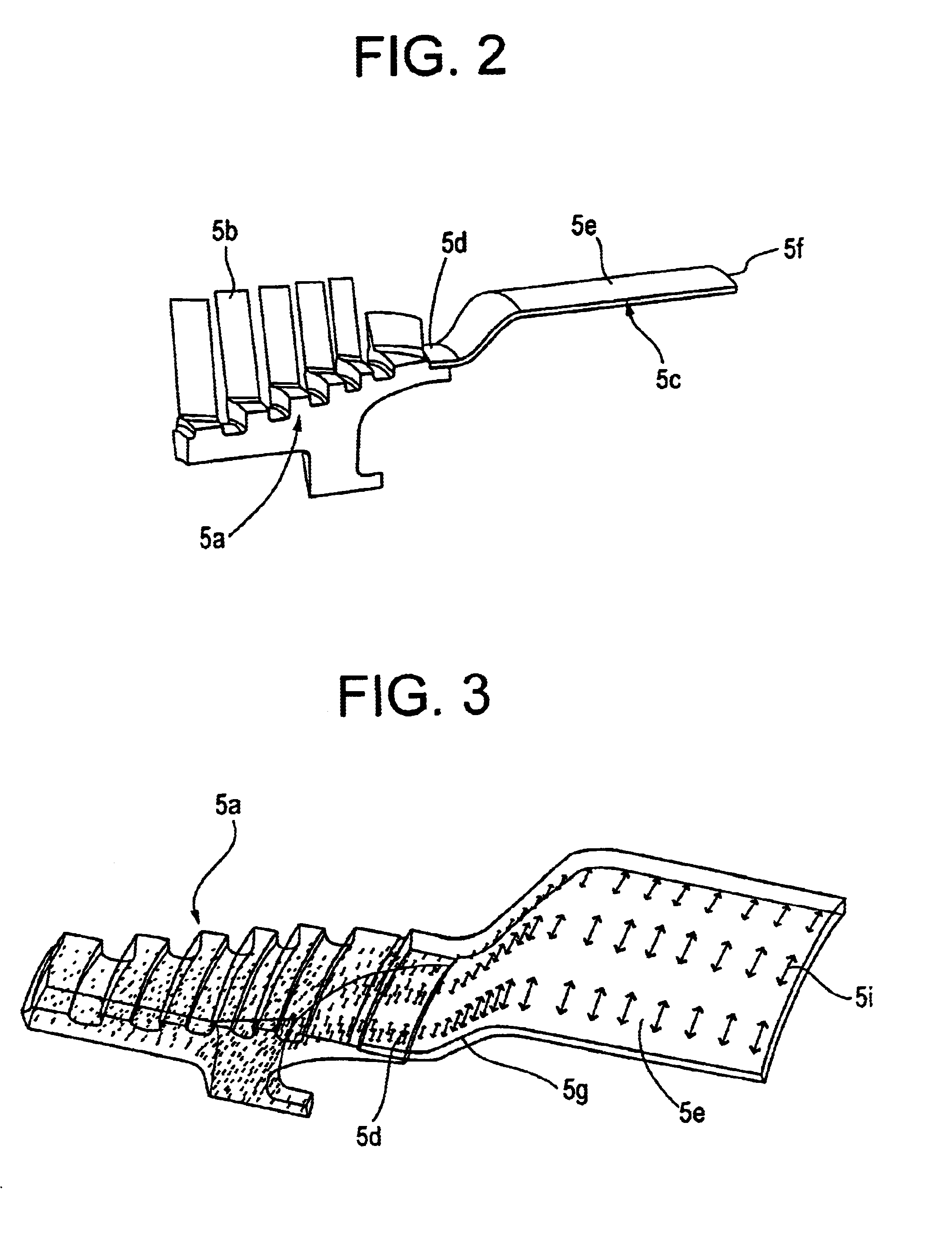 Turbo/drag pump having a composite skirt