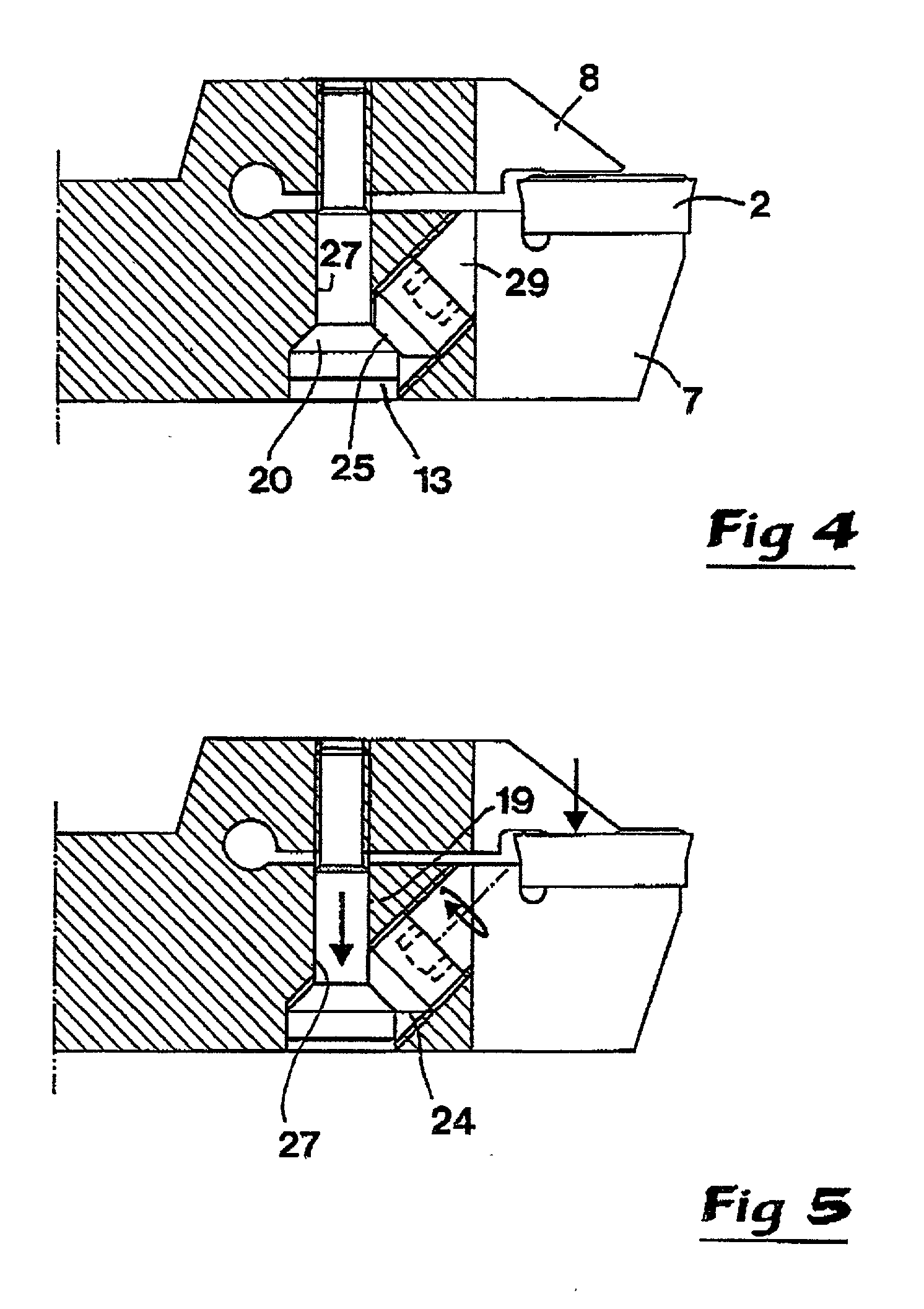 Insert holder for parting and grooving operations