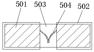 Feeding device for solid ice melting agent