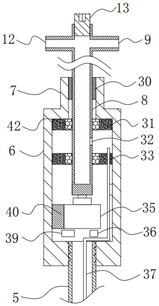 An intelligent airless spray gun for semi-enclosed space spraying